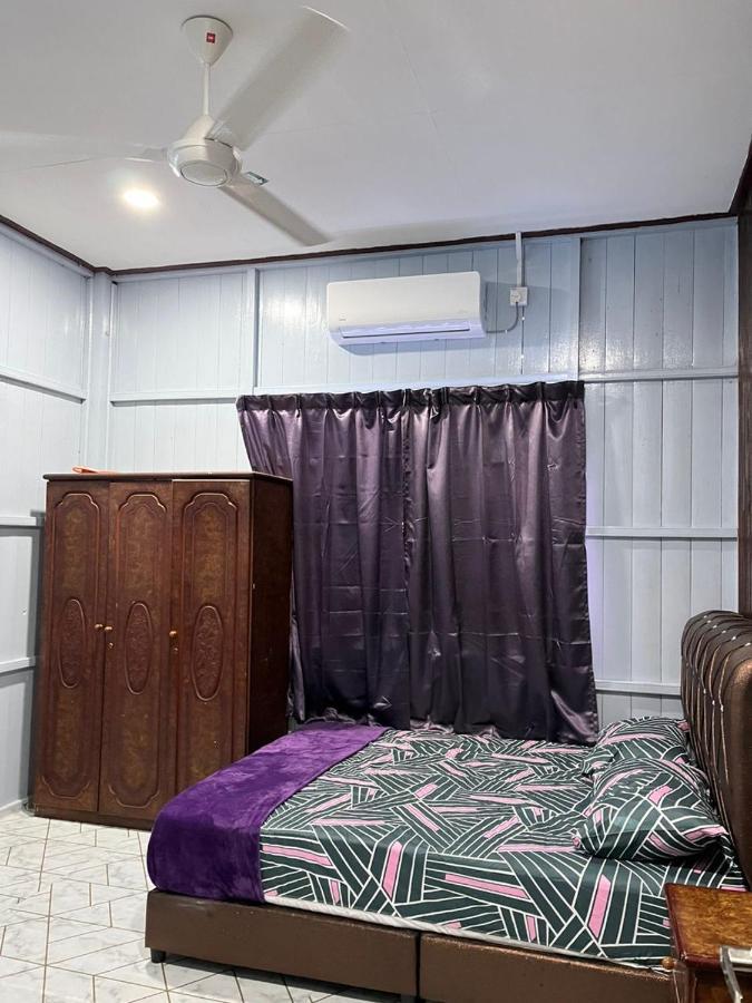 Lavender Homestay Desa Chendering 3 Bedrooms Kuala Terengganu Exterior foto